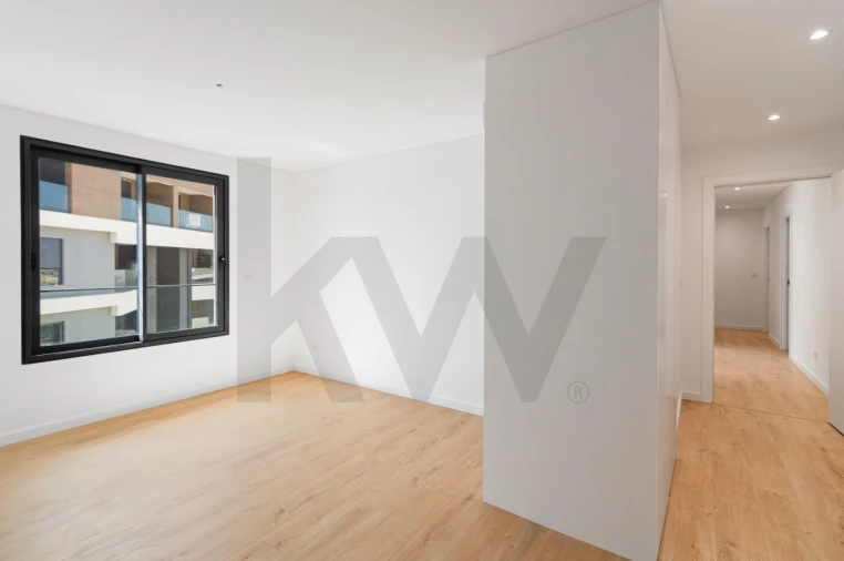 Apartamento T3 para Venda em Venteira Foto 5