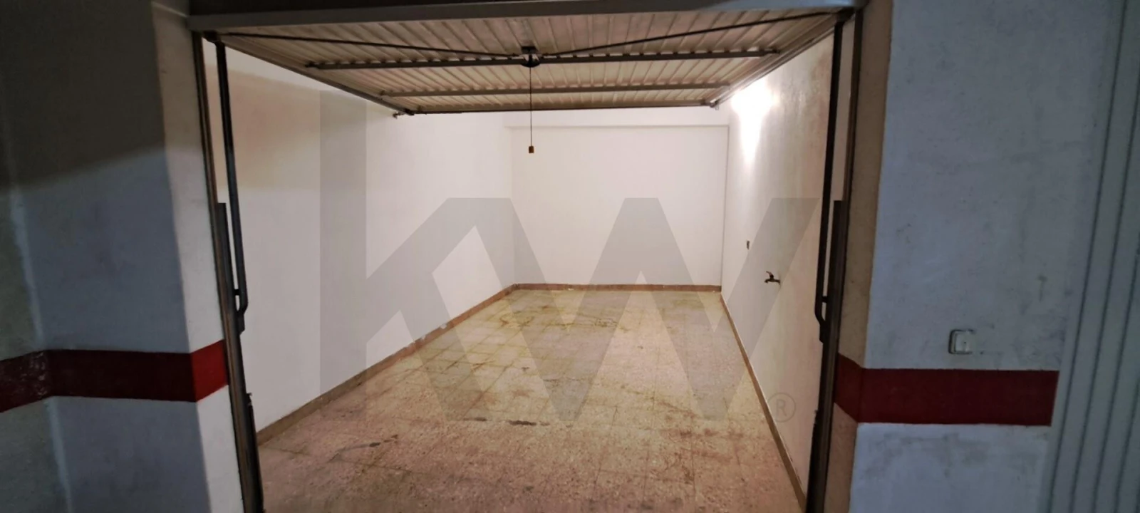 Garagem para Arrendamento em Rio de Mouro Foto 4