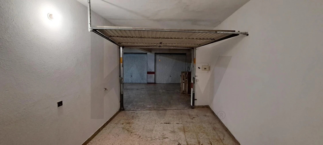 Garagem para Arrendamento em Rio de Mouro Foto 6