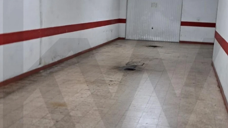 Garagem para Arrendamento em Rio de Mouro