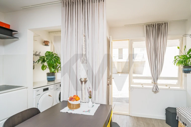 Apartamento T2 para Venda em Cedofeita, Santo Ildefonso, Sé, Miragaia, São Nicolau e Vitória Foto 5