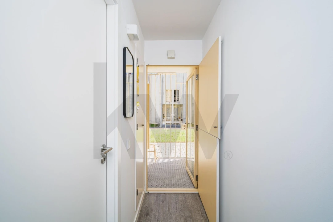 Apartamento T2 para Venda em Cedofeita, Santo Ildefonso, Sé, Miragaia, São Nicolau e Vitória Foto 27