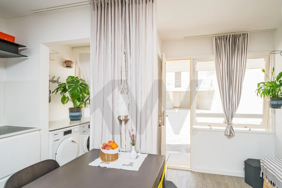 Apartamento T2 para Venda em Cedofeita, Santo Ildefonso, Sé, Miragaia, São Nicolau e Vitória Foto 5