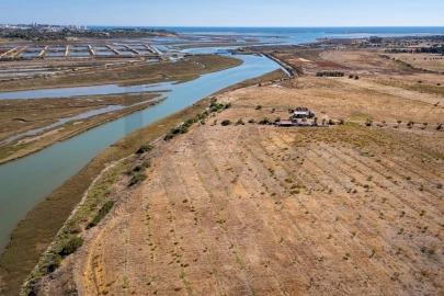 Terreno para Venda em Odiaxere