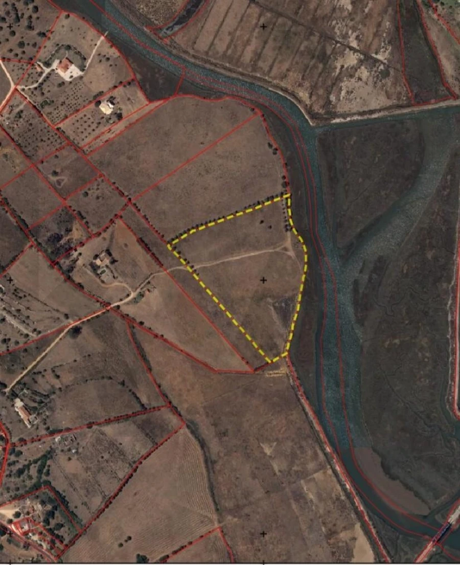 Terreno para Venda em Odiaxere Foto 20