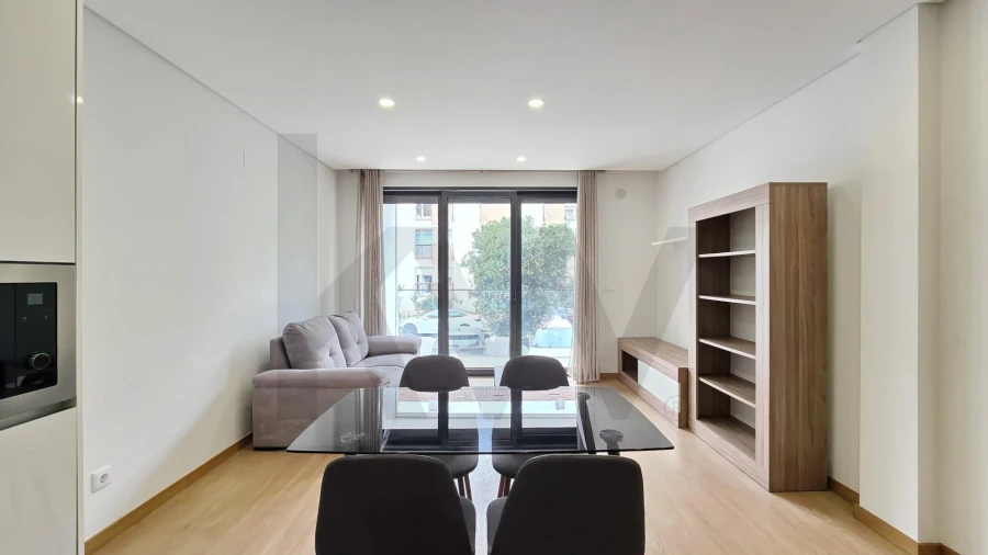 Apartamento T1 para Arrendamento em Glória e Vera Cruz Foto 4