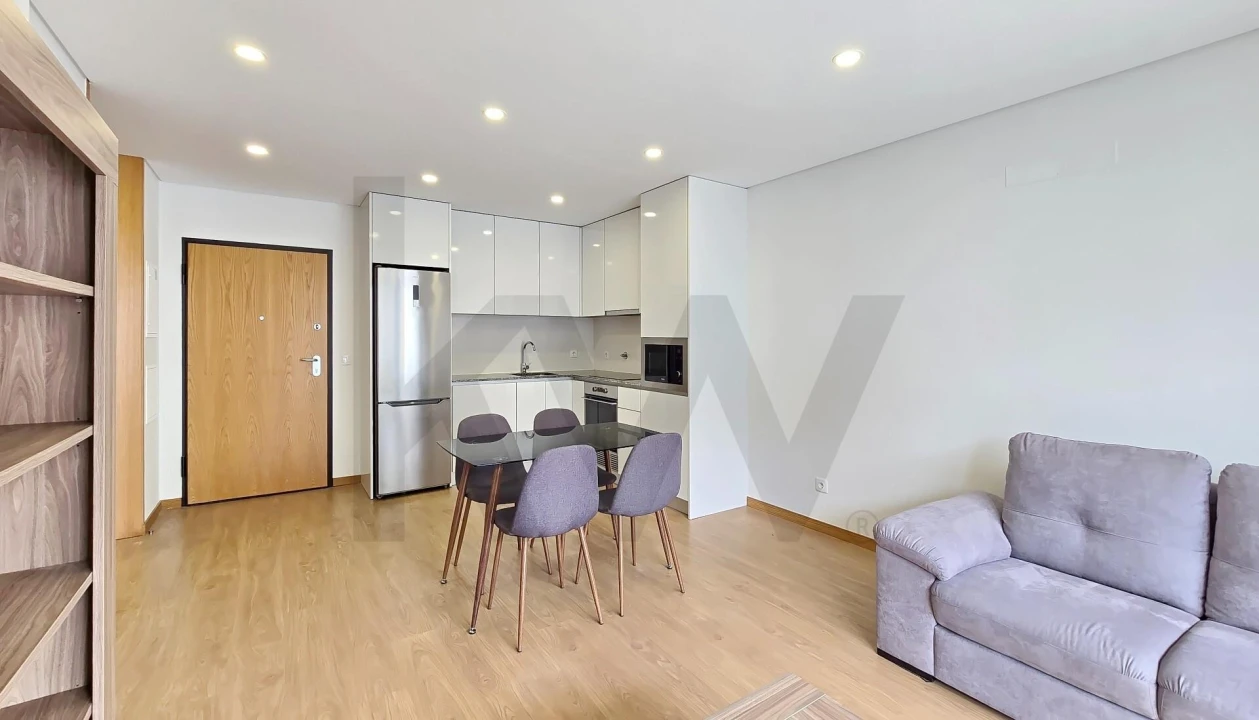 Apartamento T1 para Arrendamento em Glória e Vera Cruz Foto 2