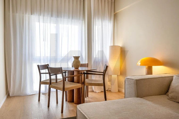 Apartamento T1 para Venda em Avenidas Novas Foto 5