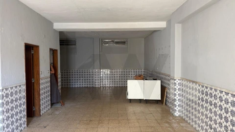 Loja para Venda em Agualva e Mira-Sintra