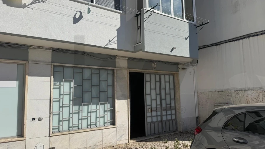 Loja para Venda em Agualva e Mira-Sintra