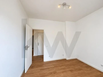 Apartamento T5 para Arrendamento em Marvila, Ribeira Santarém, São Salvador, São Nicolau