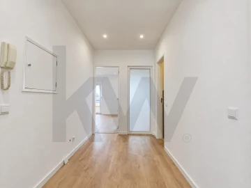 Apartamento T5 para Arrendamento em Marvila, Ribeira Santarém, São Salvador, São Nicolau