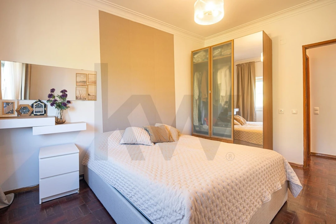Apartamento T2 para Venda em Cacém e São Marcos Foto 9