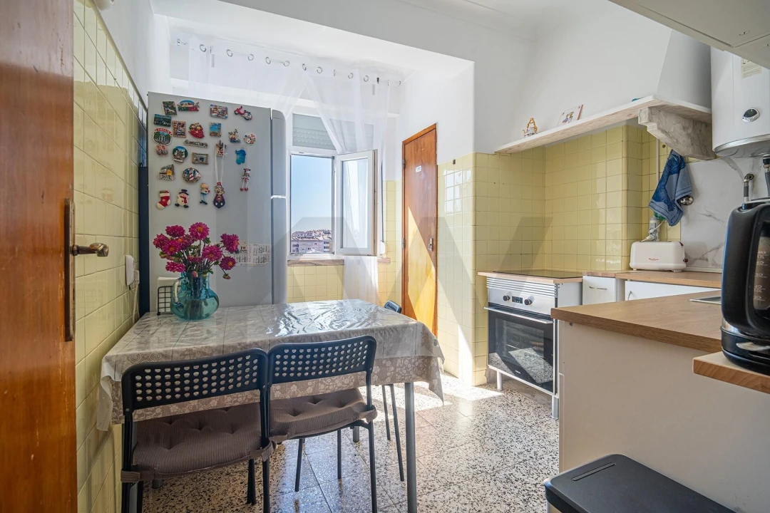 Apartamento T2 para Venda em Cacém e São Marcos Foto 4