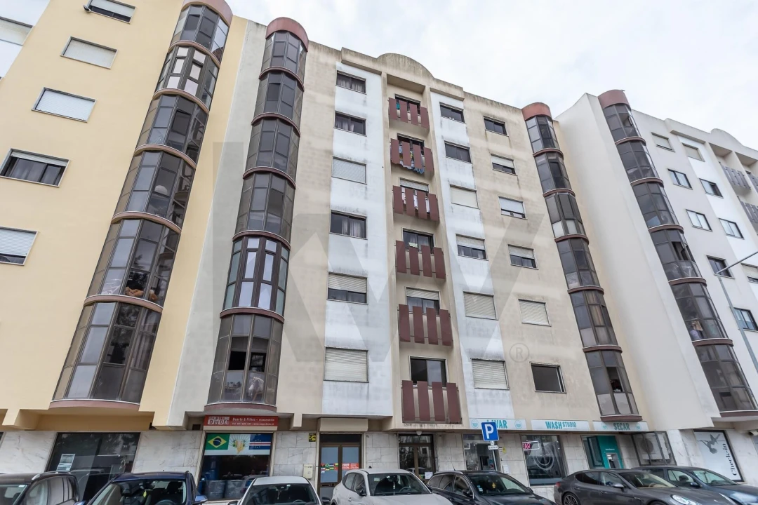 Apartamento T2 para Venda em Cacém e São Marcos Foto 5