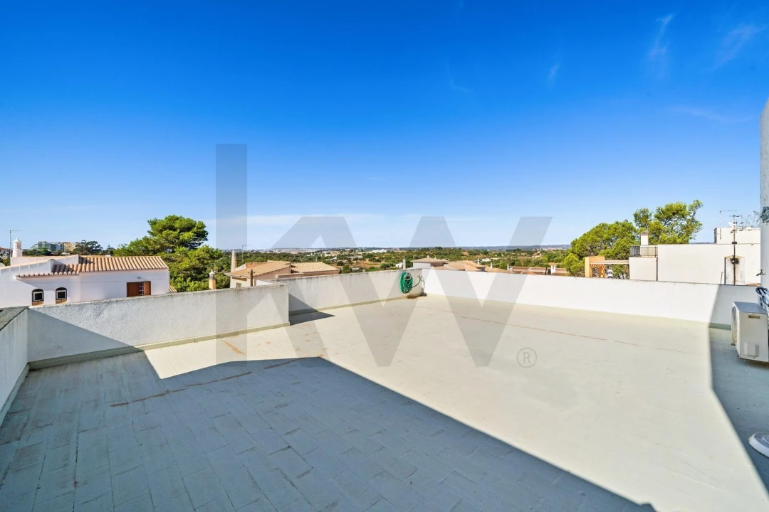 Moradia T4 para Venda em Alvor Foto 66