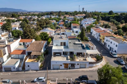 Moradia T4 para Venda em Alvor