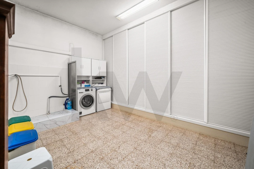 Moradia T4 para Venda em Alvor Foto 26