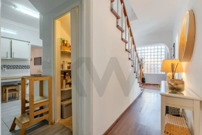 Moradia T3 para Venda em Carcavelos e Parede
