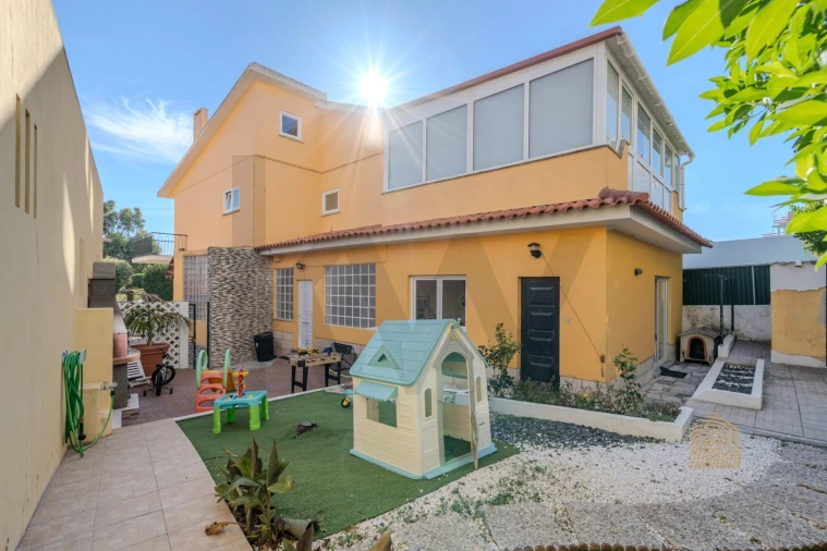 Moradia T3 para Venda em Carcavelos e Parede Foto 41