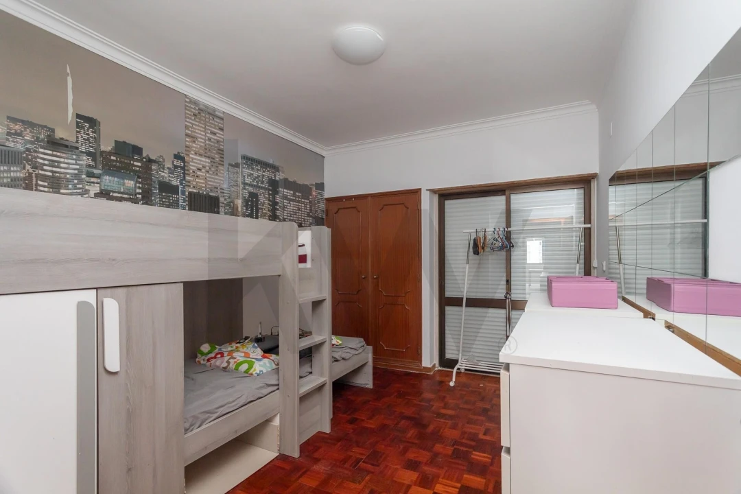 Apartamento T2 para Arrendamento em Rio de Mouro Foto 23