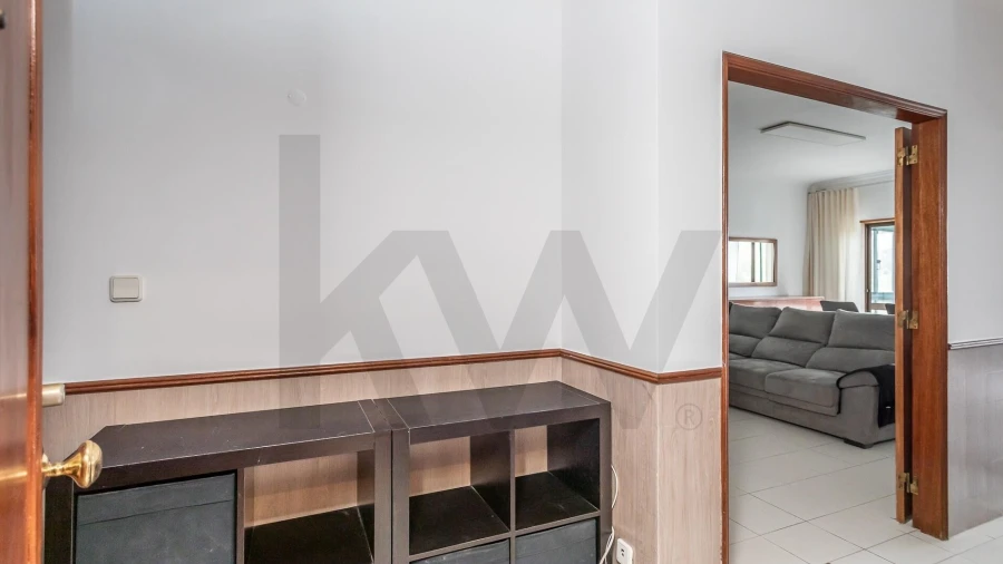 Apartamento T2 para Arrendamento em Rio de Mouro