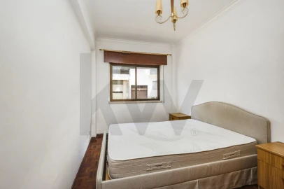 Apartamento T1 para Arrendamento em Encosta do Sol