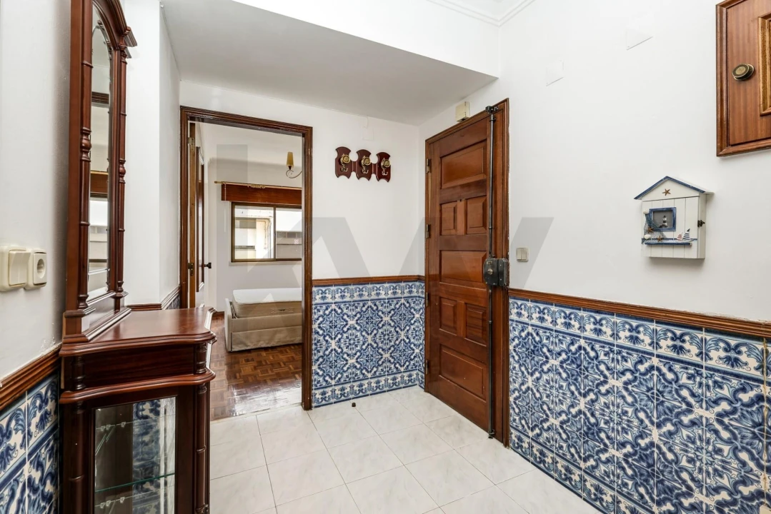 Apartamento T1 para Arrendamento em Encosta do Sol Foto 3