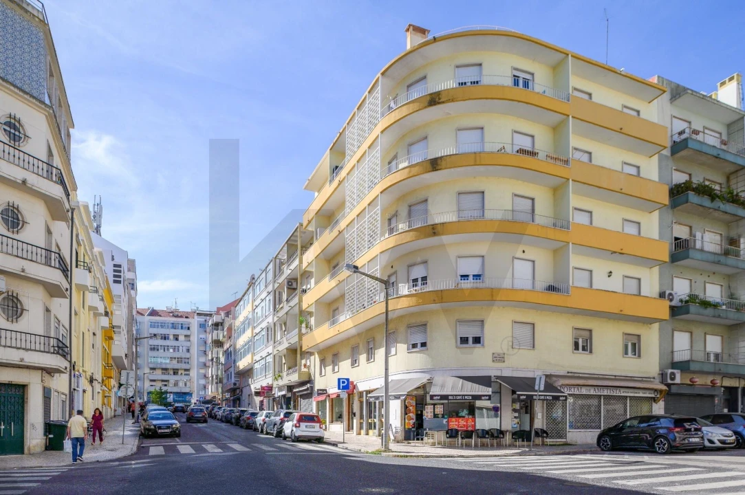 Apartamento T2 para Venda em Alvalade Foto 20