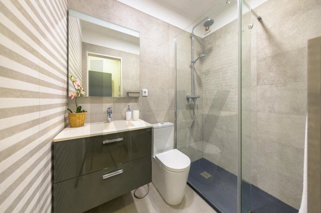 Apartamento T2 para Venda em Alvalade Foto 18