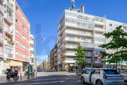 Apartamento T2 para Venda em Alvalade