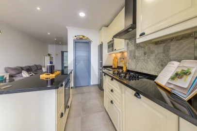 Apartamento T2 para Venda em Alvalade