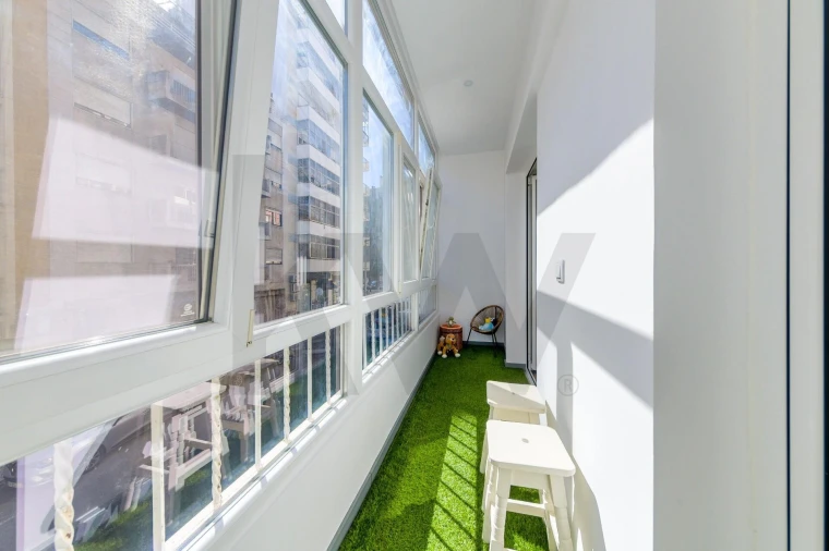 Apartamento T2 para Venda em Alvalade Foto 4
