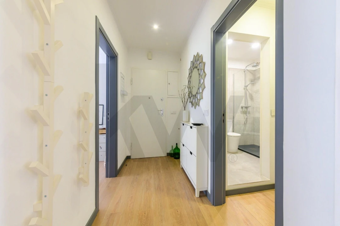 Apartamento T2 para Venda em Alvalade Foto 6