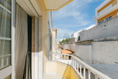 Apartamento T2 para Venda em Casal de Cambra
