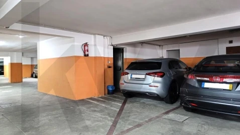 Apartamento T3 para Arrendamento em Baguim do Monte (Rio Tinto)