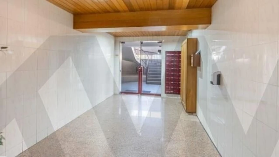Apartamento T3 para Arrendamento em Baguim do Monte (Rio Tinto) Foto 3