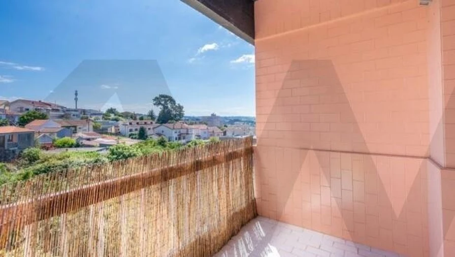 Apartamento T3 para Arrendamento em Baguim do Monte (Rio Tinto) Foto 15