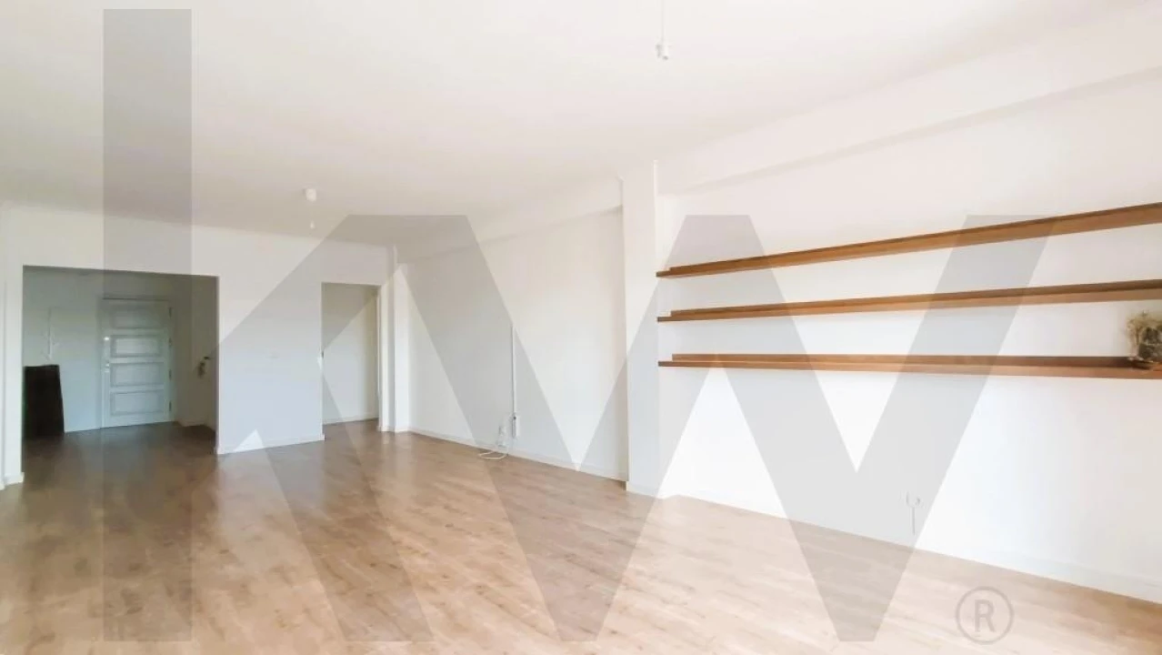 Apartamento T3 para Arrendamento em Baguim do Monte (Rio Tinto) Foto 8