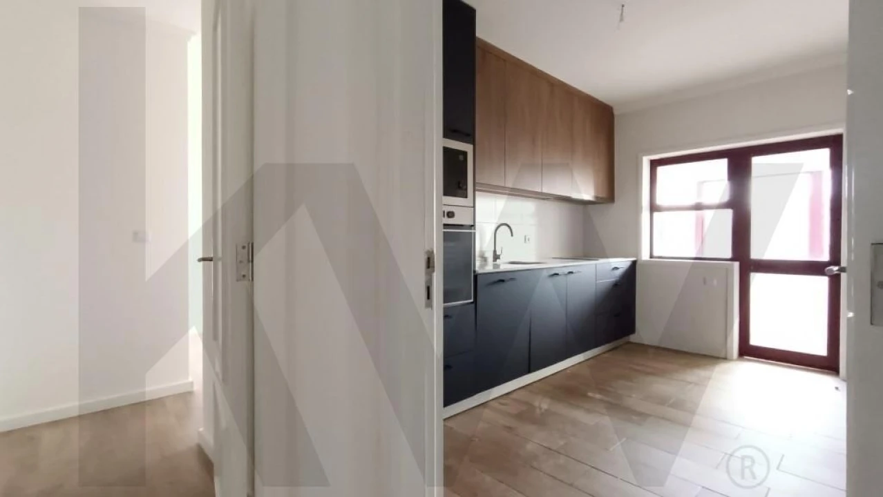 Apartamento T3 para Arrendamento em Baguim do Monte (Rio Tinto) Foto 10