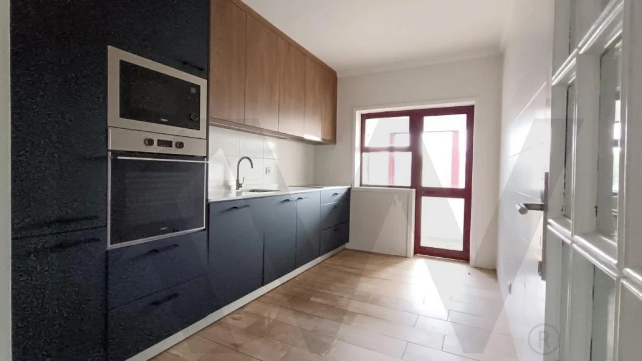 Apartamento T3 para Arrendamento em Baguim do Monte (Rio Tinto) Foto 11