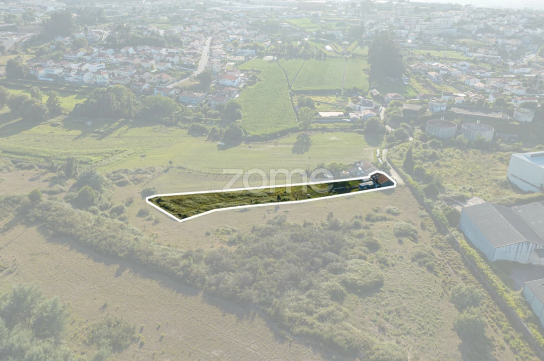 Moradia T2 para Venda em Santo Tirso, Couto (Santa Cristina e São Miguel) e Burgães Foto 1