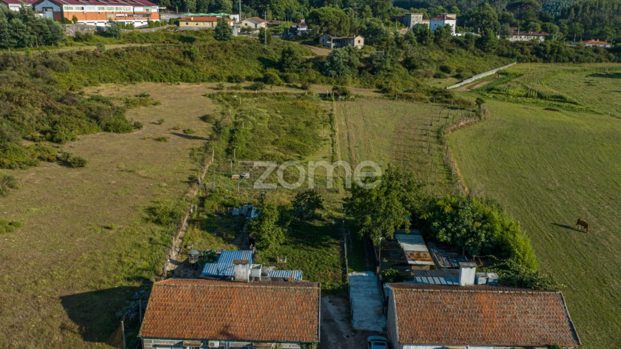 Moradia T2 para Venda em Santo Tirso, Couto (Santa Cristina e São Miguel) e Burgães
