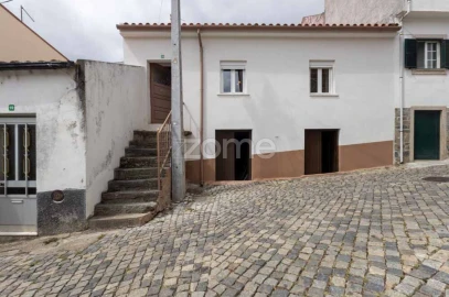 Moradia T3 para Venda em Ervedosa do Douro