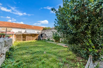 Moradia T3 para Venda em Paranhos