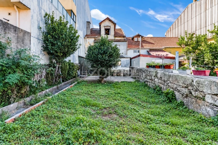 Moradia T3 para Venda em Paranhos Foto 4