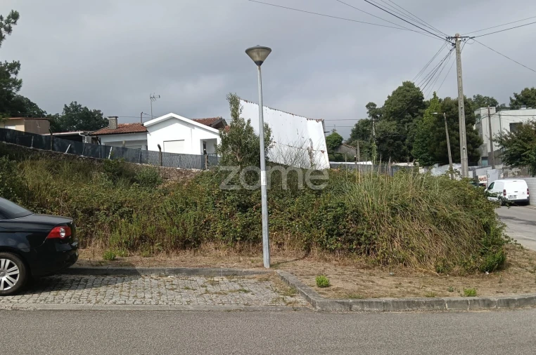 Terreno para Venda em Mozelos Foto 7