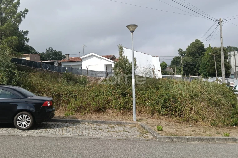 Terreno para Venda em Mozelos Foto 8