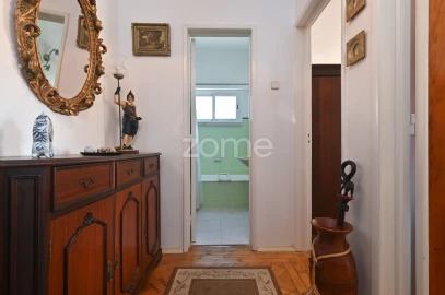 Apartamento T3 para Venda em Marvila, Ribeira Santarém, São Salvador, São Nicolau