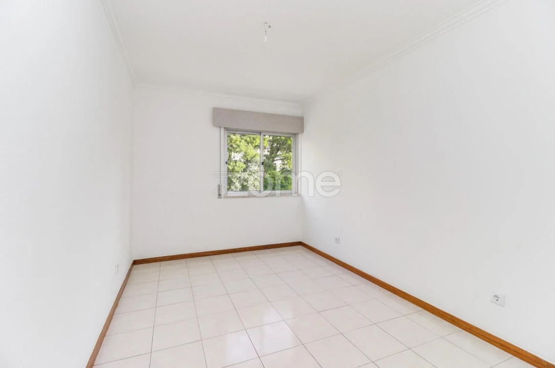 Apartamento T2 para Venda em Queluz e Belas Foto 7